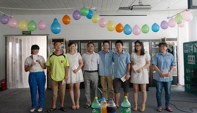 德立達(dá)生日會(huì)